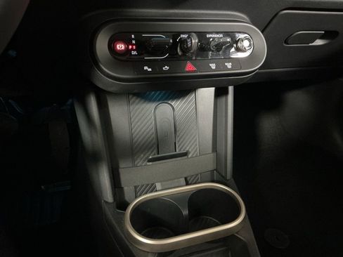 Certified 2025 MINI Cooper S image 12