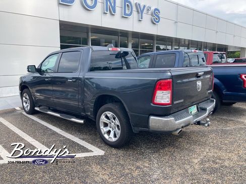 Used 2019 RAM 1500 Big Horn AWD/4WD image 2