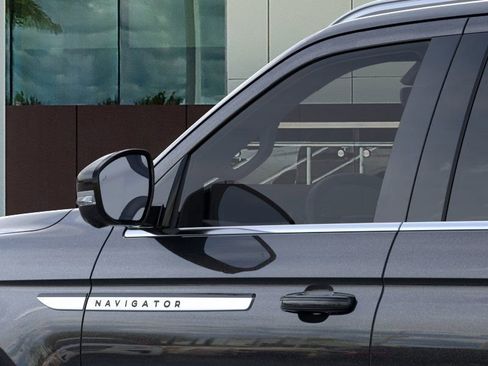 New 2025 Lincoln Navigator L Reserve image 20