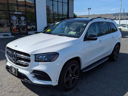 Used 2022 Mercedes-Benz GLS 450 4MATIC image 2