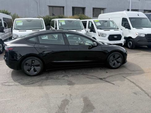 Used 2021 Tesla Model 3 image 13