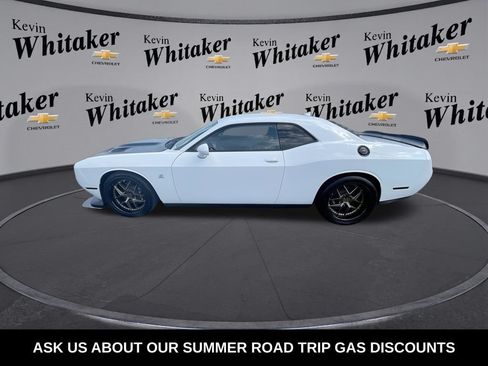 Used 2019 Dodge Challenger R/T Scat Pack RWD image 6