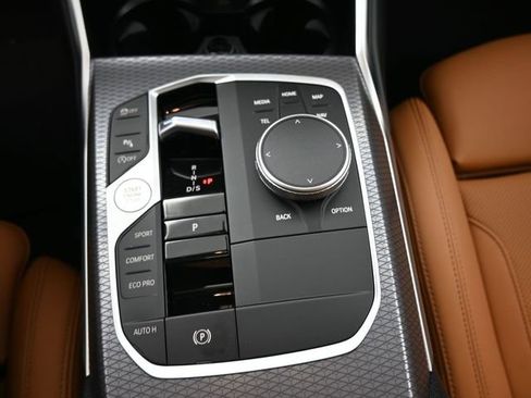 New 2026 BMW 330i Sedan w/ M Sport Package image 33