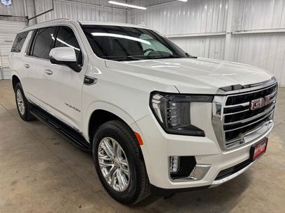 Used 2024 GMC Yukon XL SLT w/ SLT Luxury Package