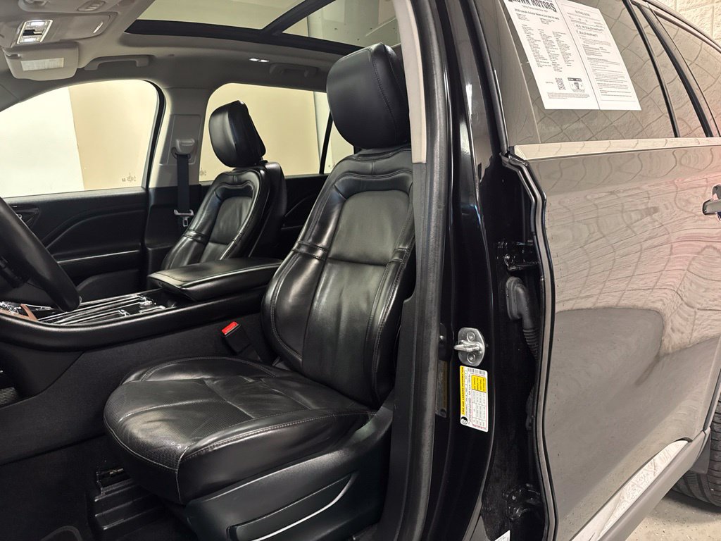 Used 2020 Lincoln Aviator Reserve w/ Equipment Group 201A AWD/4WD image 8