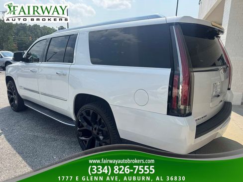 Used 2016 Cadillac Escalade ESV Luxury RWD image 8