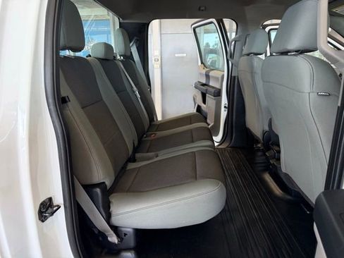 Used 2017 Ford F150 XL w/ Equipment Group 101A Mid AWD/4WD image 23