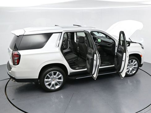 Used 2024 Chevrolet Tahoe High Country AWD/4WD image 42