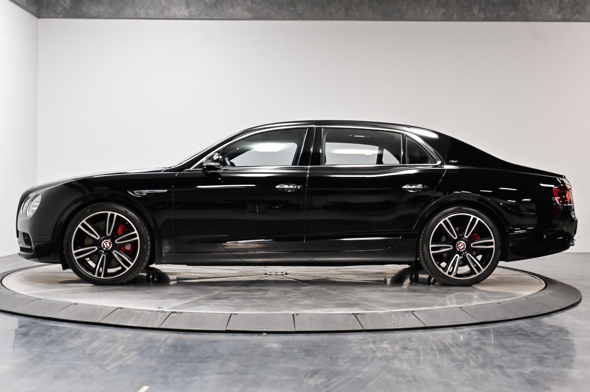 Used 2017 Bentley Flying Spur S V8 AWD/4WD image 27