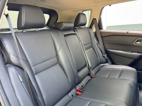 Used 2021 Nissan Rogue SV w/ Premium Package FWD image 34