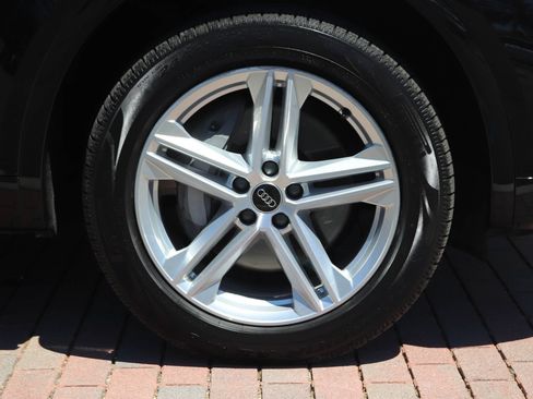 Certified 2023 Audi Q5 e Premium w/ Convenience Package AWD/4WD image 11