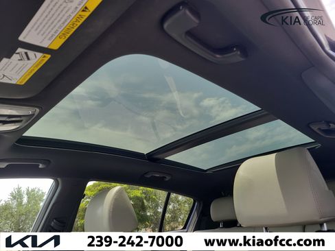Certified 2022 Kia Sportage Nightfall Edition FWD image 19