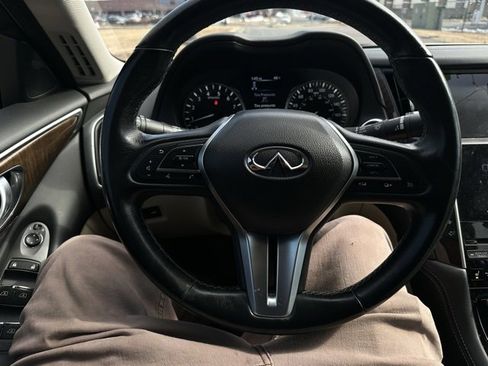 Used 2019 INFINITI Q50 Luxe w/ Essential Package (3.0T Luxe) image 34