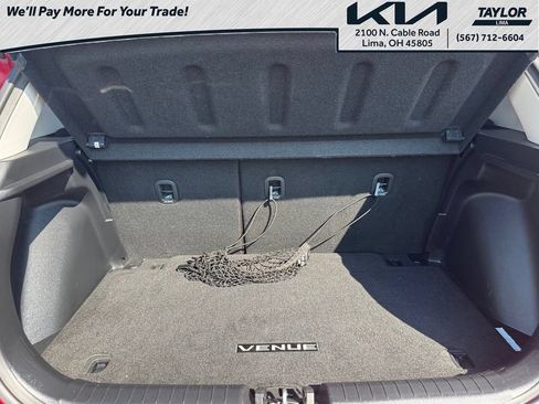 Used 2023 Hyundai Venue SEL FWD image 20