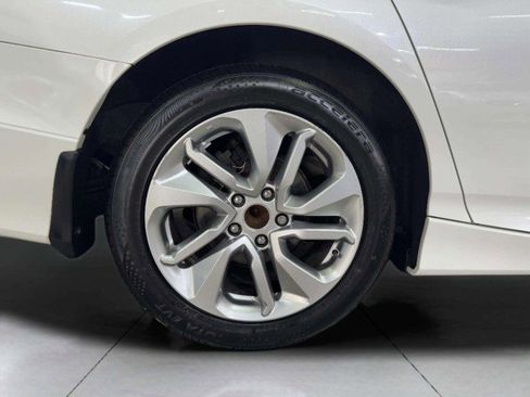 Used 2019 Honda Accord LX image 56