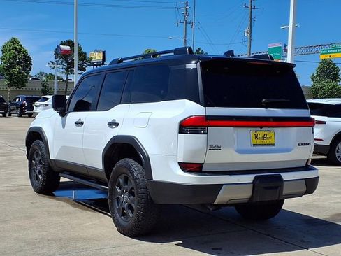 Used 2024 Lexus GX 550 AWD/4WD image 23
