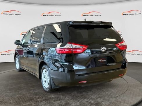 Used 2020 Toyota Sienna L FWD image 8