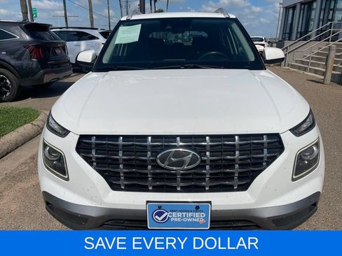 Used 2021 Hyundai Venue SEL w/ Premium Package FWD image 2