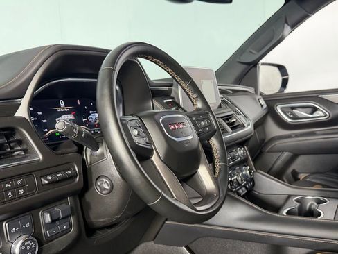 Used 2024 GMC Yukon AT4 AWD/4WD image 22