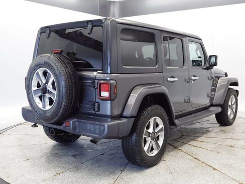 Certified 2019 Jeep Wrangler Unlimited Sahara AWD/4WD image 6