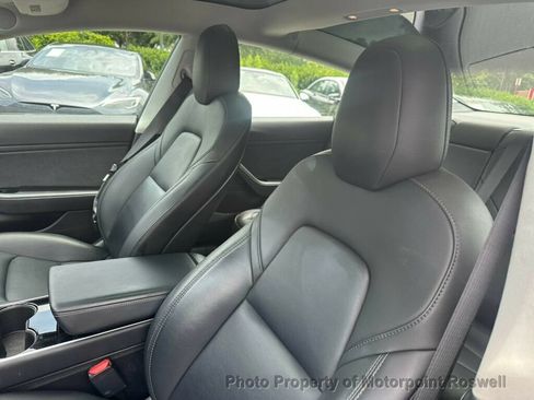 Used 2018 Tesla Model 3 Long Range AWD/4WD image 11