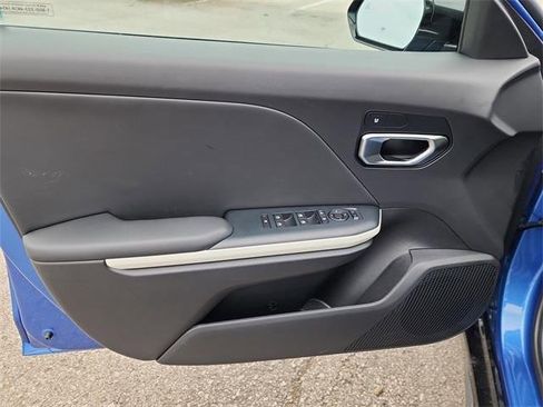 New 2025 Kia K4 GT-Line w/ GT-Line Sunroof Package image 10