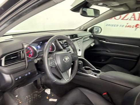 Used 2020 Toyota Camry XSE FWD image 12