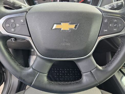 Certified 2023 Chevrolet Traverse LT FWD image 24