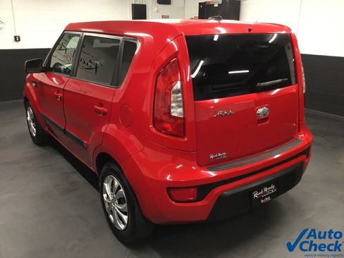 Used 2013 Kia Soul FWD image 7