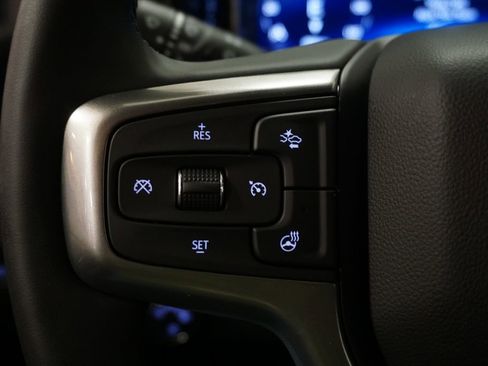 Used 2024 Chevrolet Silverado 1500 LT image 18