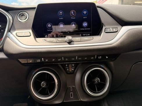 Used 2020 Chevrolet Blazer LT FWD image 28