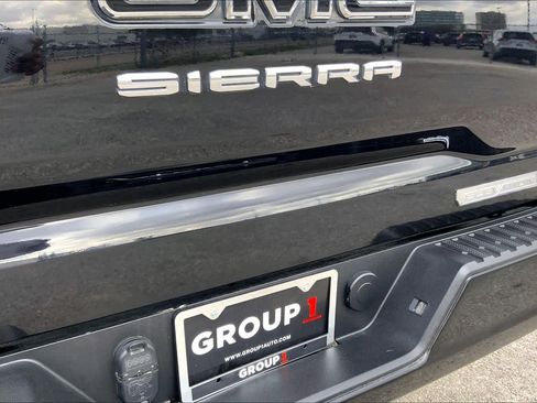 Used 2023 GMC Sierra 1500 Elevation w/ LPO, Elevation Black Package image 9