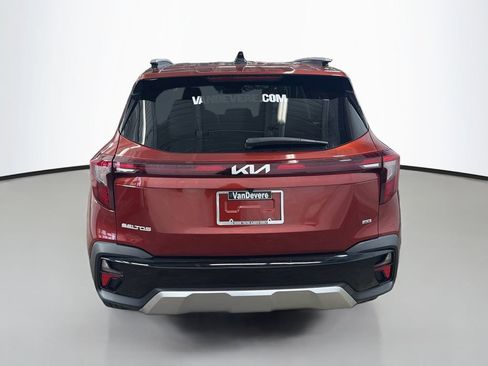 Used 2025 Kia Seltos S AWD/4WD image 8