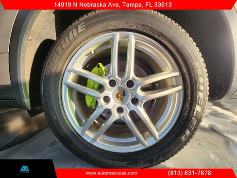 Used 2016 Porsche Cayenne S w/ Premium Package image 39