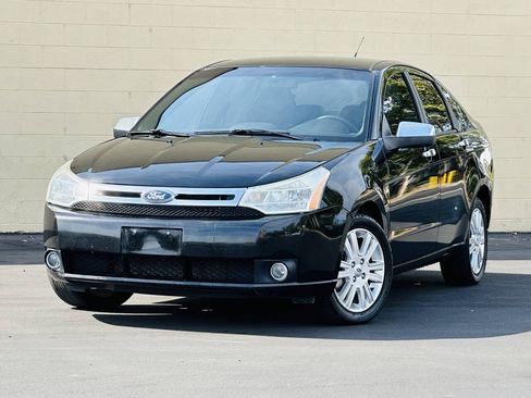 Used 2010 Ford Focus SEL FWD image 3