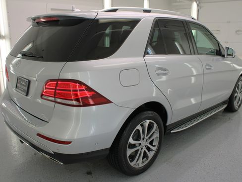Used 2016 Mercedes-Benz GLE 350 w/ Premium Package image 10