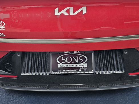 Used 2024 Kia EV6 Wind w/ Wind Technology Package AWD/4WD image 19