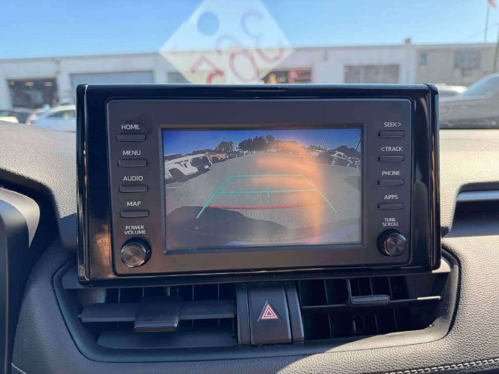 Used 2019 Toyota RAV4 LE w/ All Weather Liner Package AWD/4WD image 30
