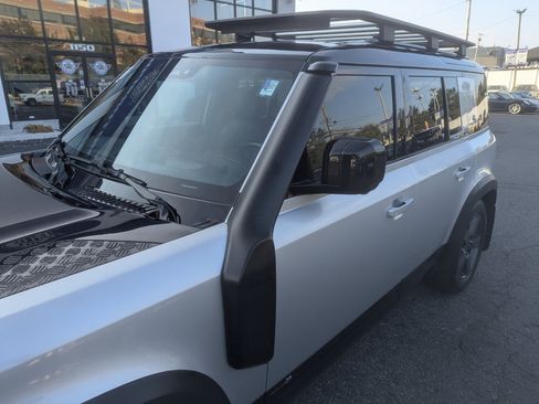 Used 2020 Land Rover Defender 110 X image 11