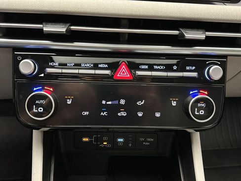 Certified 2025 Hyundai Tucson SEL AWD/4WD image 29