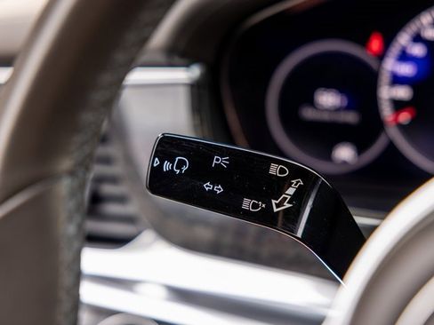 Used 2019 Porsche Panamera GTS image 42