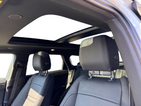 Used 2026 Land Rover Range Rover Evoque Dynamic SE image 12