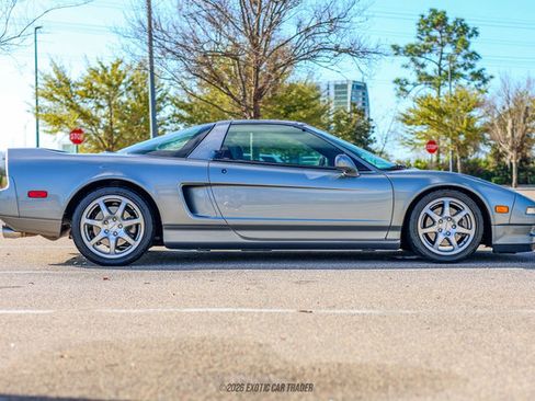 Used 1999 Acura NSX T image 9