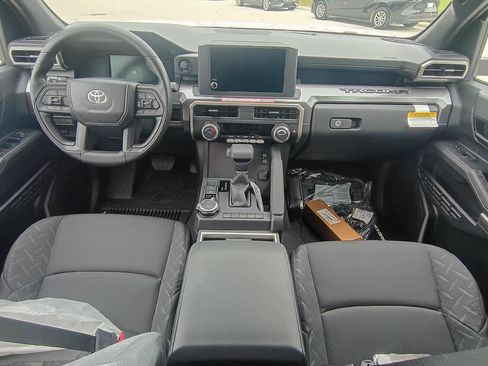 New 2026 Toyota Tacoma SR5 AWD/4WD image 15