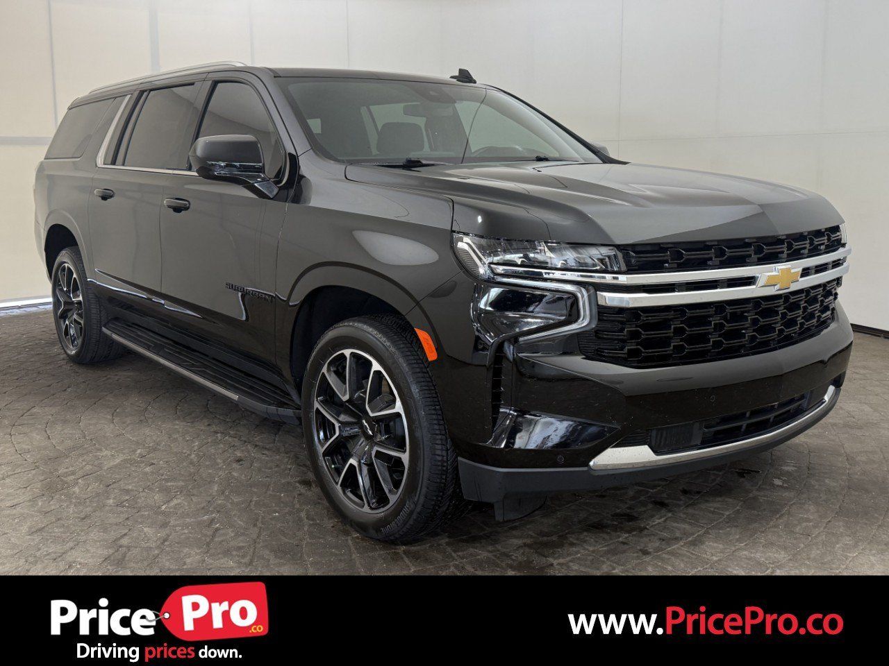 Used 2024 Chevrolet Suburban LS w/ Driver Alert Package AWD/4WD image 1