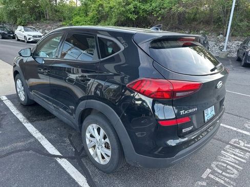 Used 2019 Hyundai Tucson SE AWD/4WD image 2