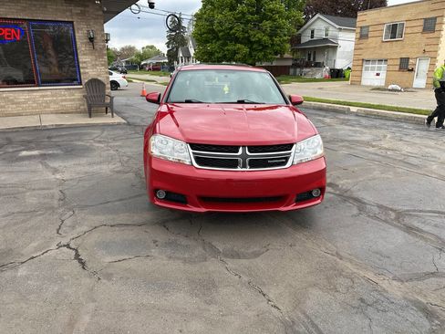 Used 2011 Dodge Avenger Heat FWD image 3