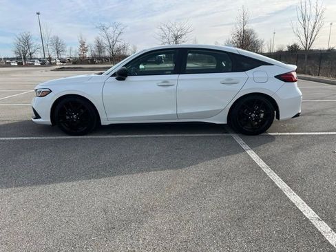 Used 2024 Honda Civic Sport image 5