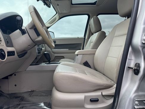 Used 2009 Ford Escape XLT AWD/4WD image 17