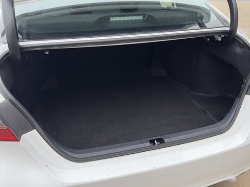 Used 2024 Toyota Camry SE image 38